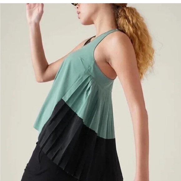 NWT! Athleta tank - Picture 3 of 5
